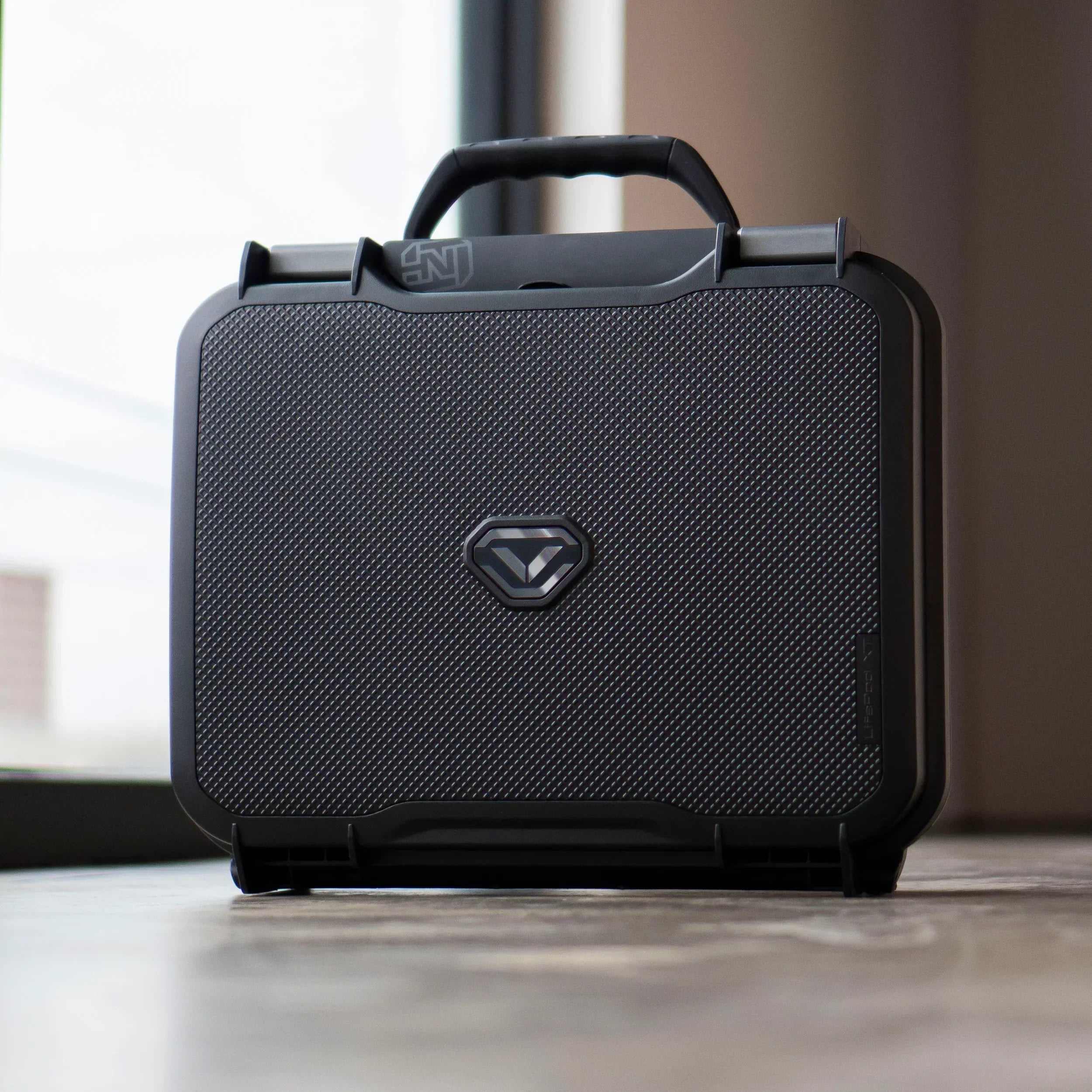 LifePod XT - Colion Noir Edition